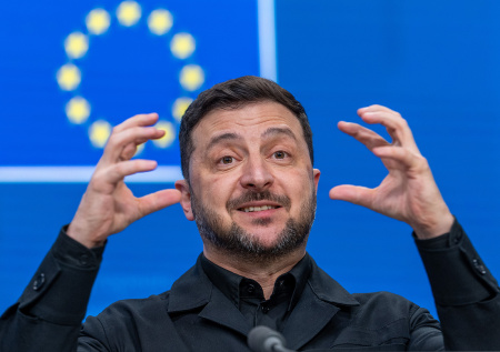 Захарова раскрыла, кто может объяснить коррупционный иммунитет Зеленского