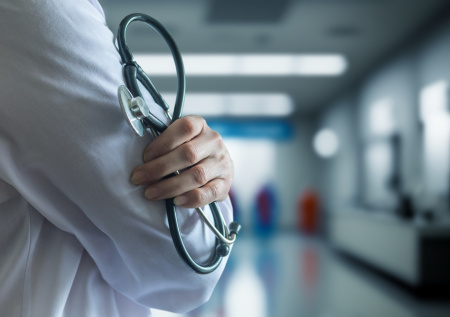 В России могут ввести выходной для работающих в Новый год медиков