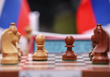 «Не сенсация»: ФШР оценила победу 12-летнего шахматиста над чемпионом мира