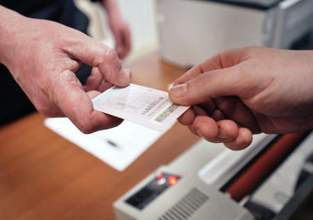 Юрист раскрыл, как изменится переоформление водительских прав