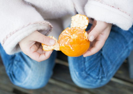 Мандариновые корки — не мусор, а кулинарная жемчужина: как превратить отходы в ароматное сокровище