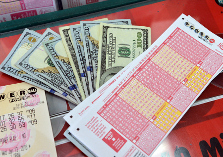 Победитель особенной лотереи в США пока не объявился