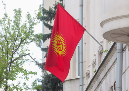 Председатель ГКНБ Киргизии отчитал бизнесмена за русский язык