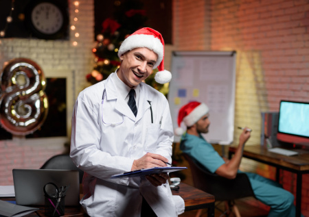 В Госдуме предложили давать отпуск за работу в Новый год