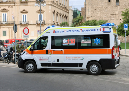 Мать и дочь умерли после возможного отравления морепродуктами