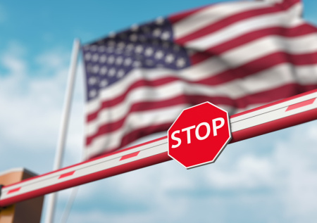 Посол России предупредил о риске санкций США для сербских банков