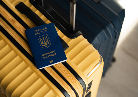 Около 11 млн украинцев уехали из страны