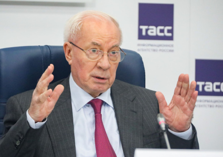 «Готовилось заранее»: Азаров назвал атаку на резиденцию Путина запланированной