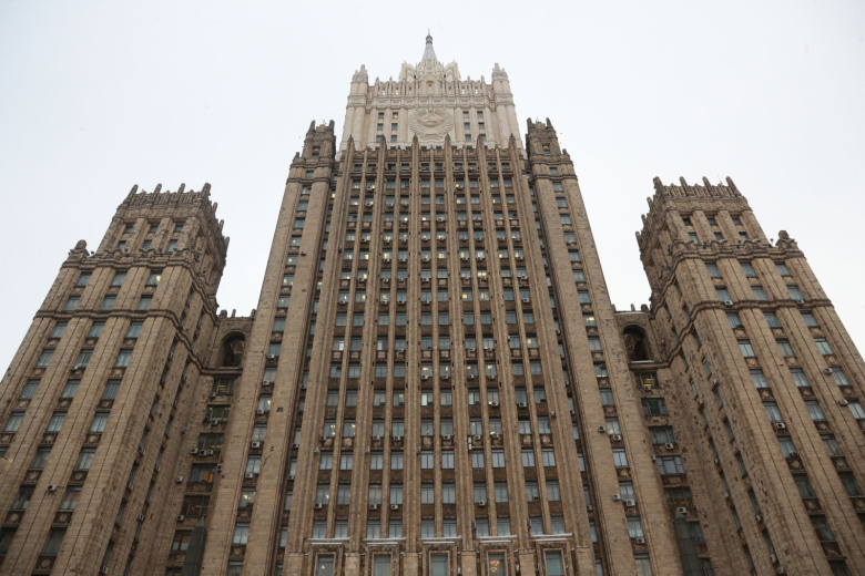 Здание Министерства иностранных дел РФ
