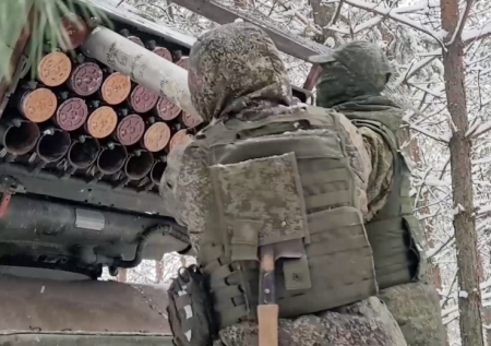 Сожгли 26 блиндажей и две бронемашины ВСУ: успехи ВС РФ к утру 2 января