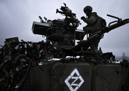 «Кинжалы» лютуют, Зеленского высмеяли в США: новости СВО к вечеру 2 января