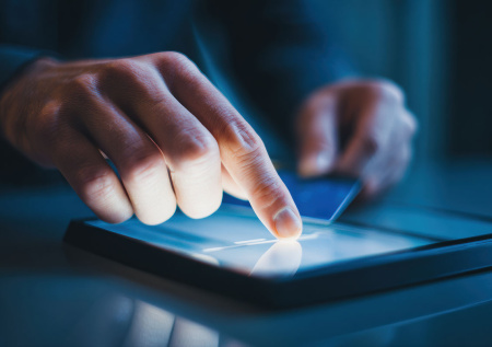 Мошенники добрались до бабушкиных онлайн-открыток на Рождество