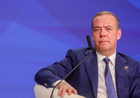 Медведев ответил «какому-то парню» из Финляндии после заявления о России