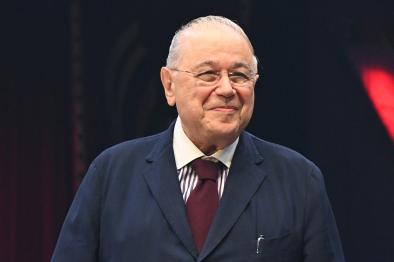 Евгений Петросян