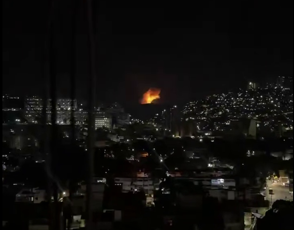 Серия мощных взрывов прогремела в столице Венесуэлы Каракасе ночью 3 января