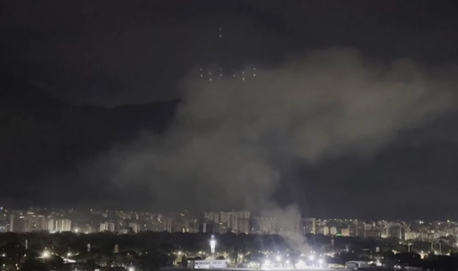 Серия мощных взрывов прогремела в столице Венесуэлы Каракасе ночью 3 января