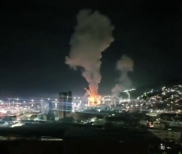 Серия мощных взрывов прогремела в столице Венесуэлы Каракасе ночью 3 января