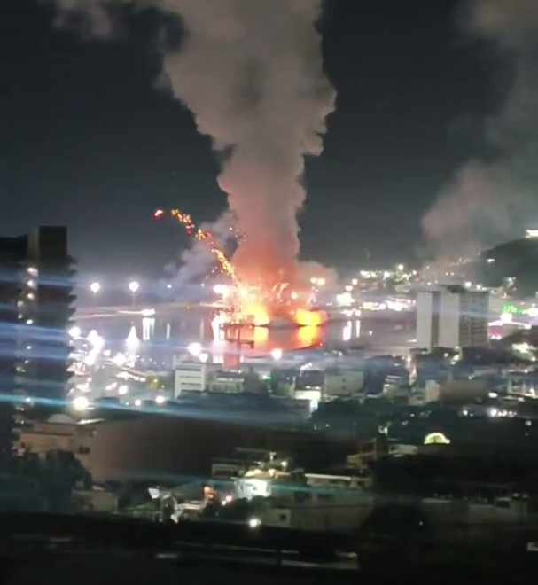 Серия мощных взрывов прогремела в столице Венесуэлы Каракасе ночью 3 января