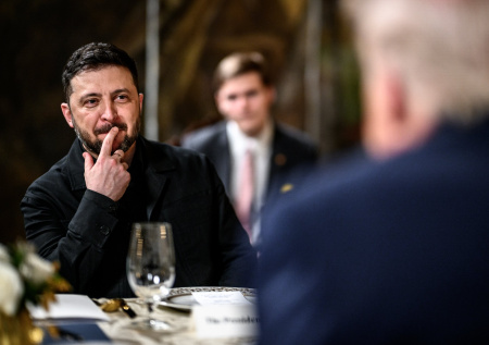 Зеленский потребовал присутствия войск Британии и Франции на Украине