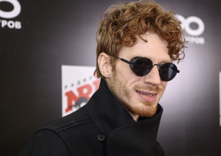 Безденежье и долги, развод, возвращение в РФ: как живет Никита Пресняков