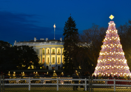 Белый дом репостнул кадры с Мадуро в здании DEA