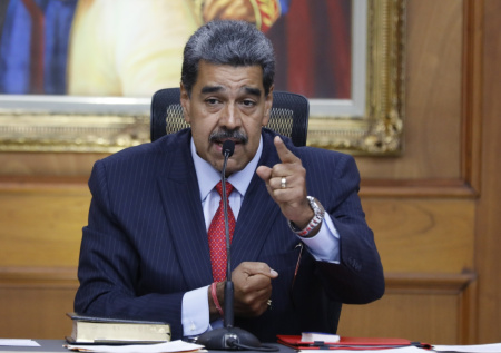 «Агентура знала все»: ветеран «Альфы» обвинил близких Мадуро в измене