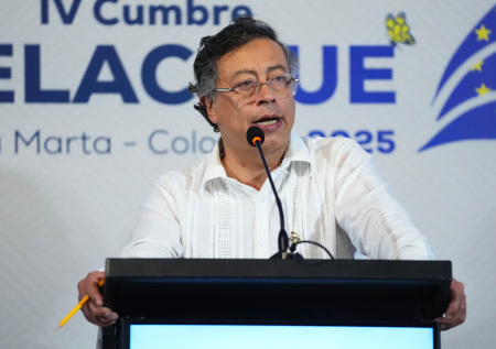 Президент Колумбии пообещал Трампу встретить его с оружием