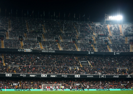 Испанские футболисты перевоплотились в задержанного Мадуро