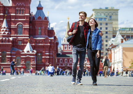 Назван средний чек иностранного туриста для поездки в Россию