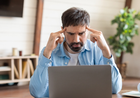 Стало известно, как распознать мошеннический сайт-двойник