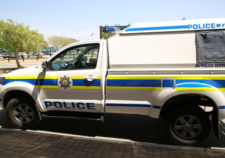 Девочка пришла к соседу зарядить телефон и ее изнасиловали