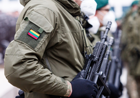 «С вооружением»: Литва заявила о готовности отправить военных на Украину
