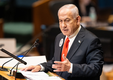 Стало известно, о чем Нетаньяху попросил Путина