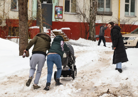 В Москве объявили желтый уровень погодной опасности из-за снегопада