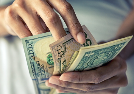 Поставивших на вторжение США в Венесуэлу лудоманов «оставили с носом»