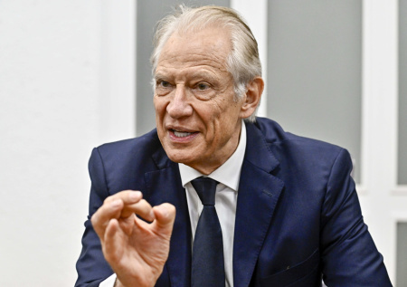 Во Франции посоветовали США прекратить игры в оккупантов