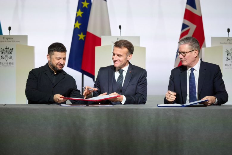 Владимир Зеленский, Эммануэль Макрон, Кир Стармер