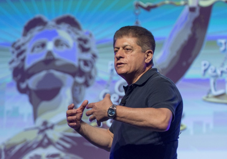 «Захудалое государство»: в США предупредили Киев о страшных последствиях