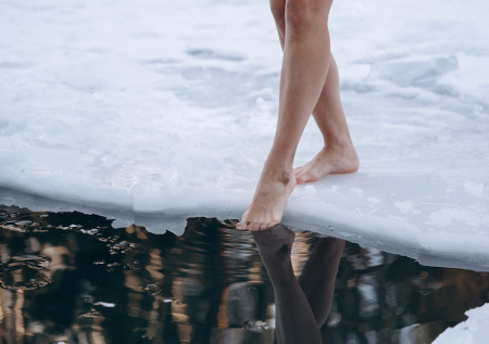 Прыгнул, нырнул и не всплыл: как люди умирают в прорубях