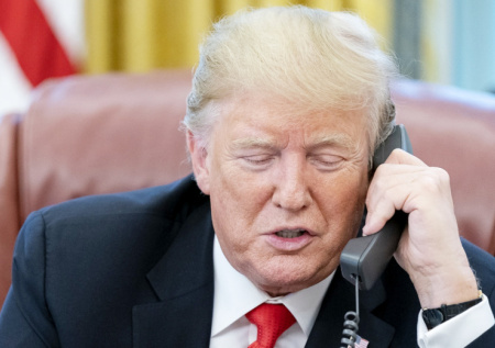 Трамп рассказал, как прошел телефонный разговор с президентом Колумбии