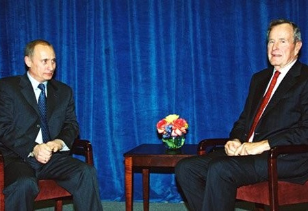Буш-младший заявлял Путину, что сотрудничество США и РФ нужно оберегать