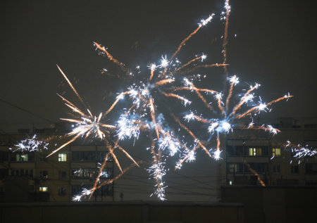 Житель Крыма решил запустить салют в Новый год и попал на деньги