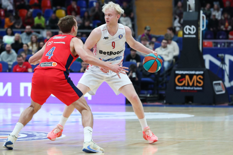 Даниил Касаткин