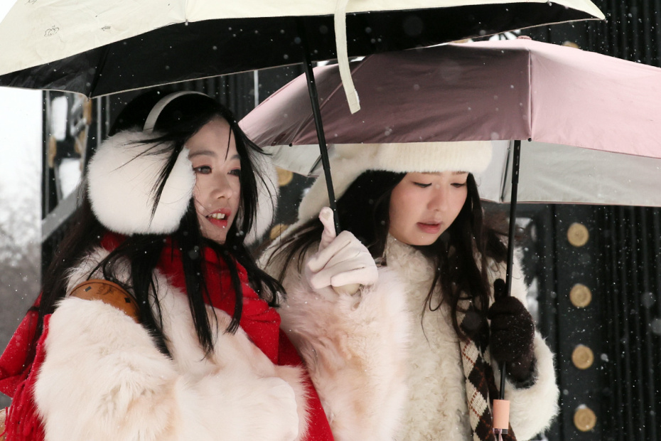 Снегопад на улицах Москвы