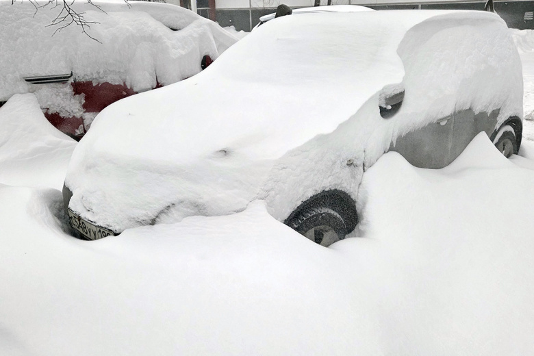 Снегопад на улицах Москвы