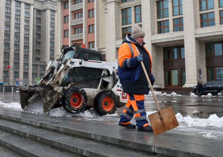Снежный апокалипсис парализовал Москву: прогноз погоды, будут ли рекорды