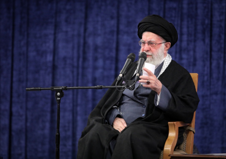 В Иране посоветовали Трампу заняться собственной страной