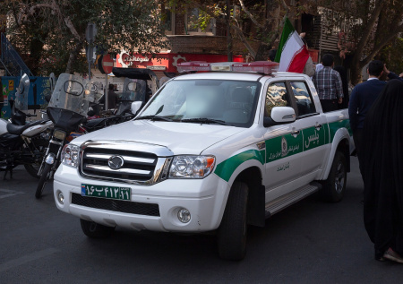 В пригороде Тегерана задержали 100 вооруженных участников беспорядков