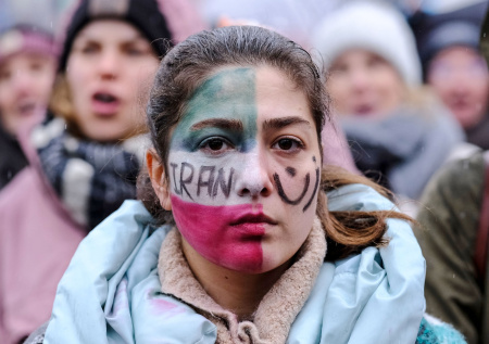 Политолог ответил, могут ли протесты в Иране привести к смене власти