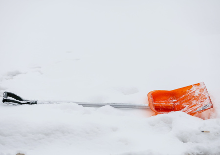 Врач назвала неочевидную кардиотренировку зимой